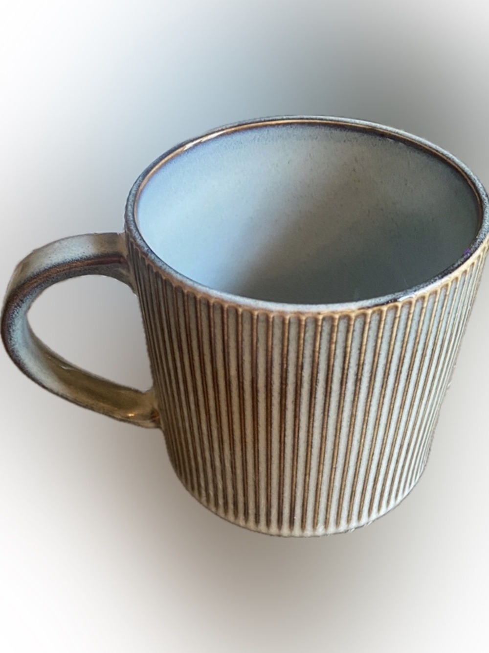 Monito Ribbed Blue and Brown Ceramic Mug NWOT